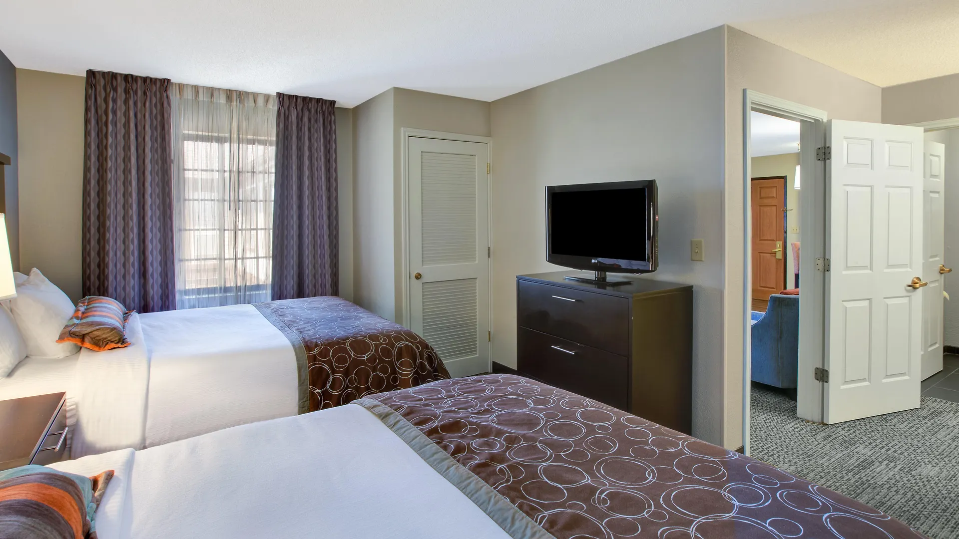 Hotel Staybridge Suites Louisville - East By Ihg