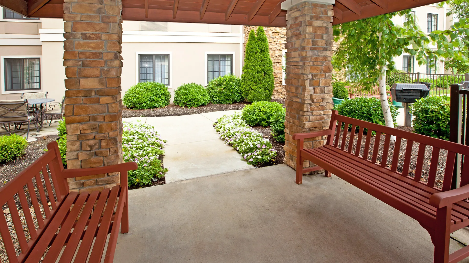 Hotel Staybridge Suites Louisville - East By Ihg