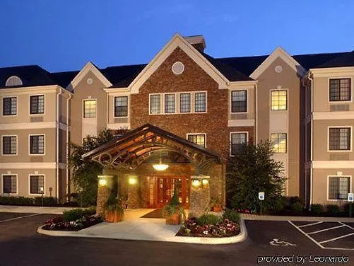 Отель Staybridge Suites Louisville - East By Ihg