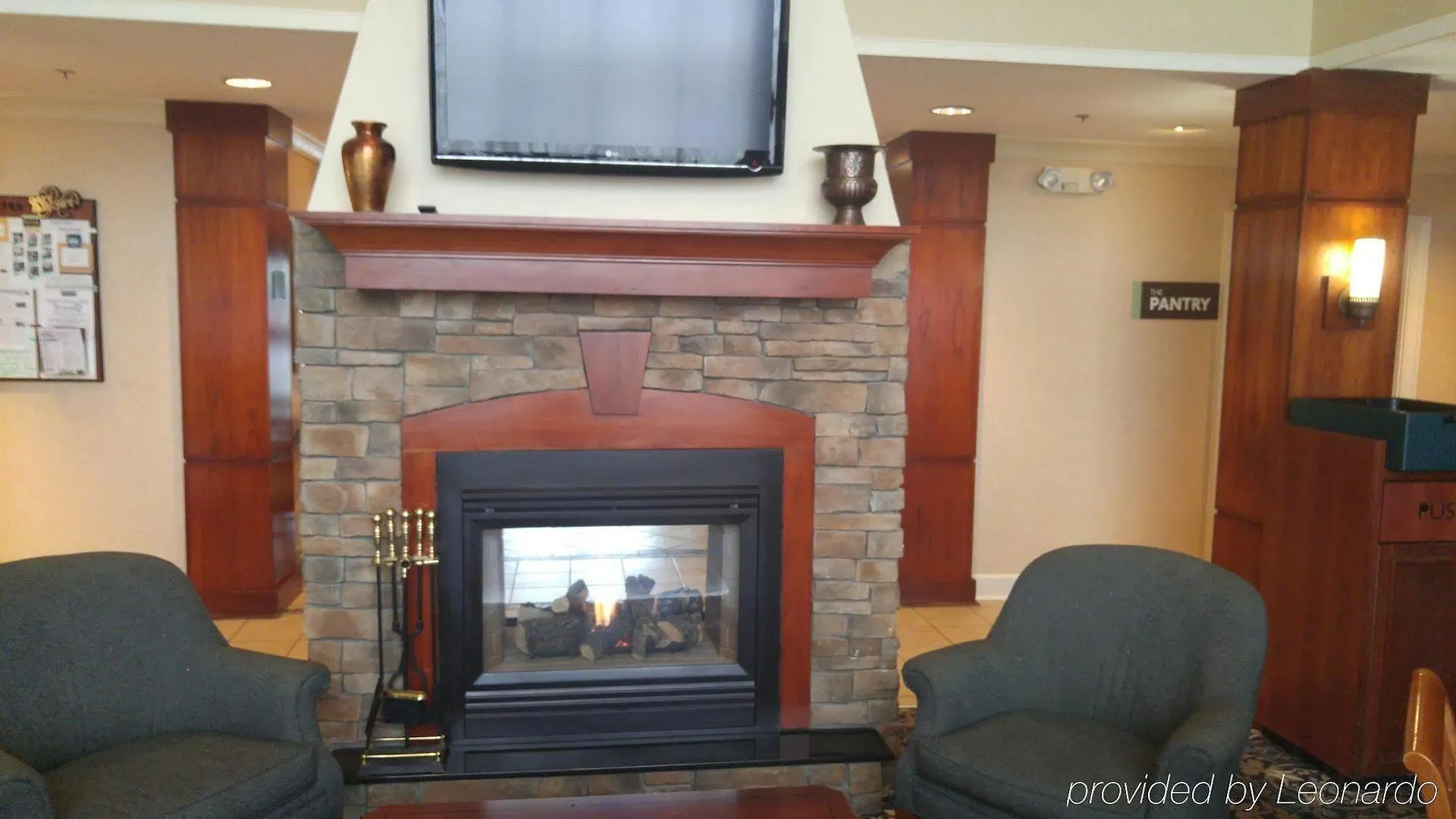 Отель Staybridge Suites Louisville - East By Ihg