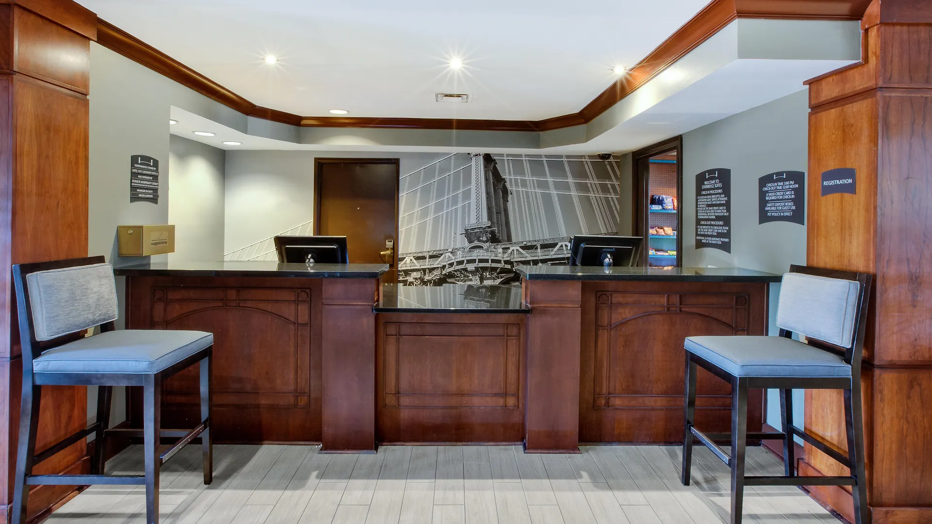 Staybridge Suites Louisville - East By Ihg 3*,