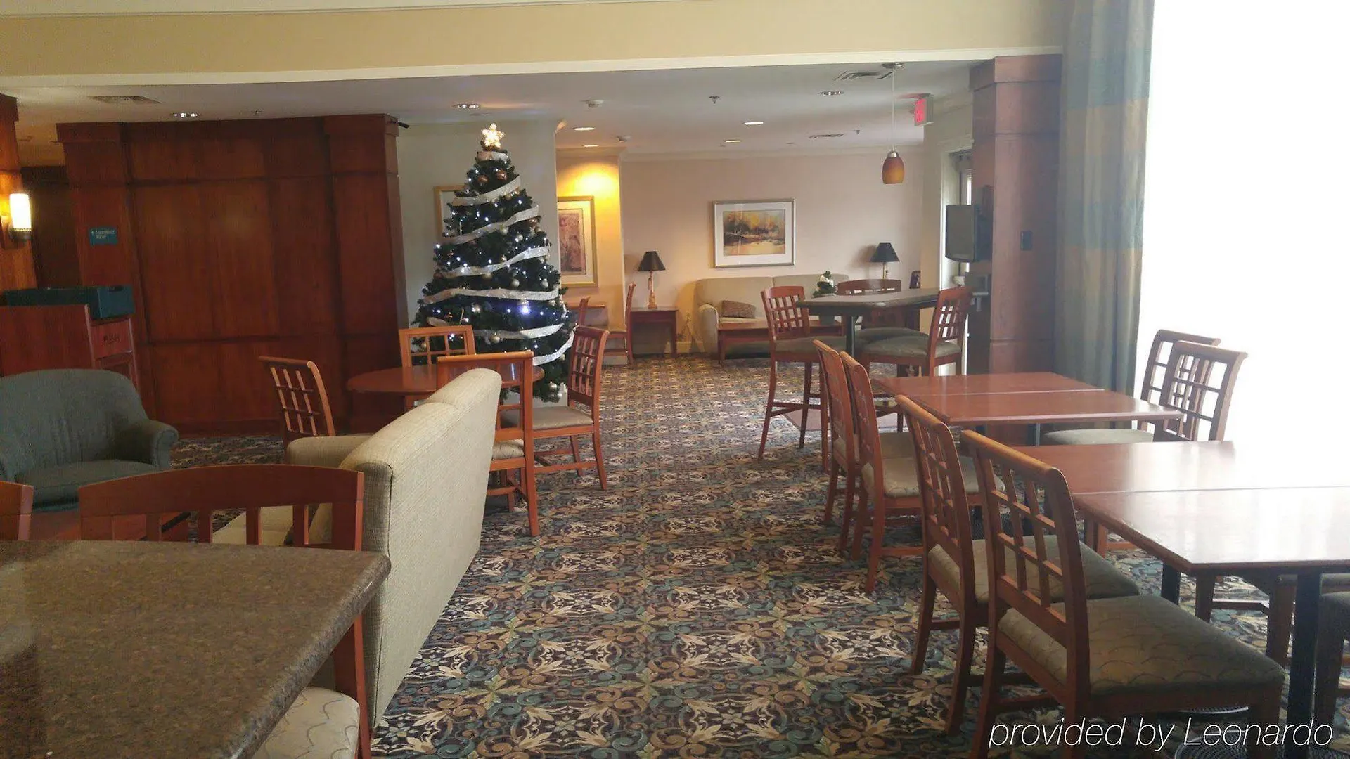 Staybridge Suites Louisville - East By Ihg 3*,